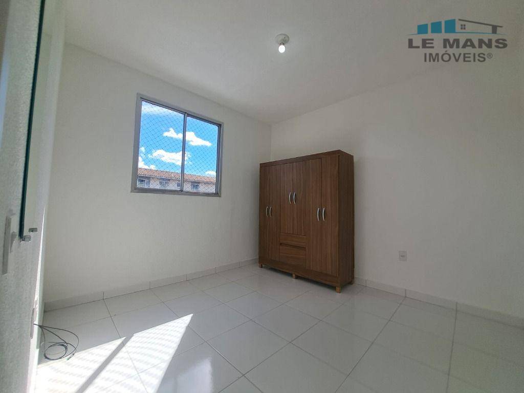 Apartamento para alugar com 2 quartos, 48m² - Foto 4