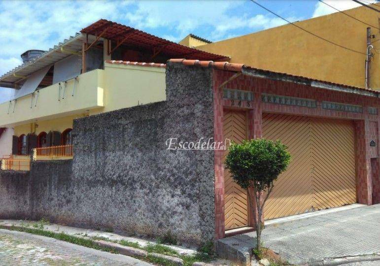 Sobrado à venda com 3 quartos, 220m² - Foto 1