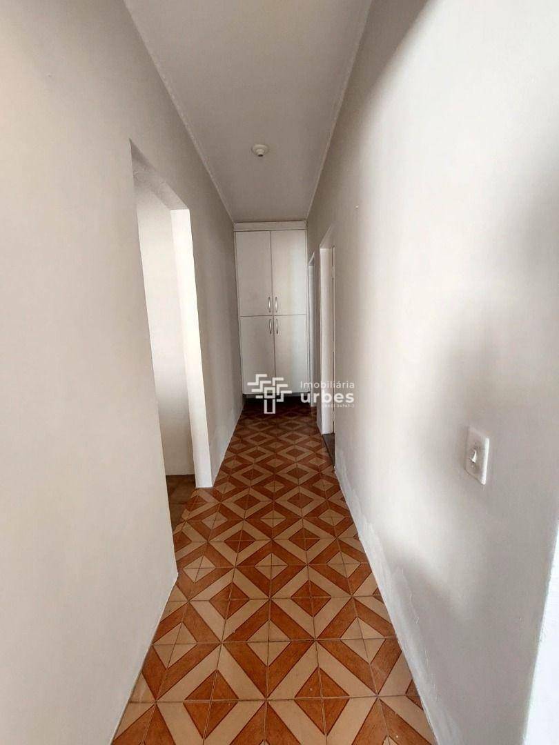 Casa para alugar com 2 quartos, 80m² - Foto 6