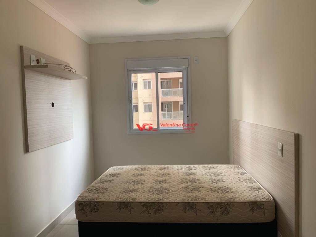 Apartamento para alugar com 3 quartos, 80m² - Foto 9