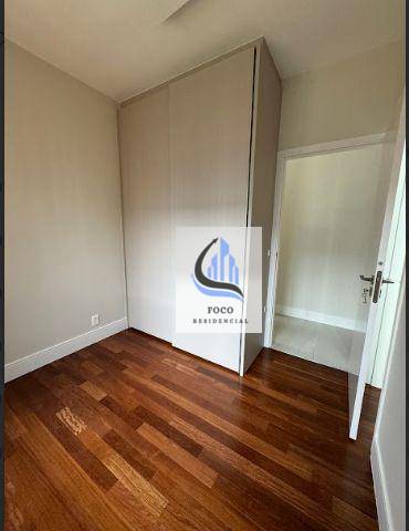 Apartamento para alugar com 3 quartos, 147m² - Foto 14