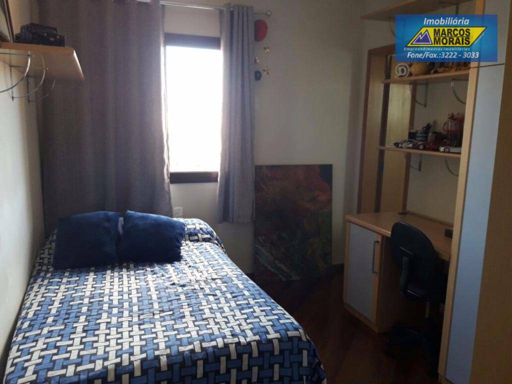 Apartamento à venda com 4 quartos, 170m² - Foto 12