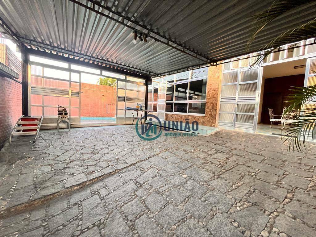 Casa à venda com 4 quartos, 406m² - Foto 23