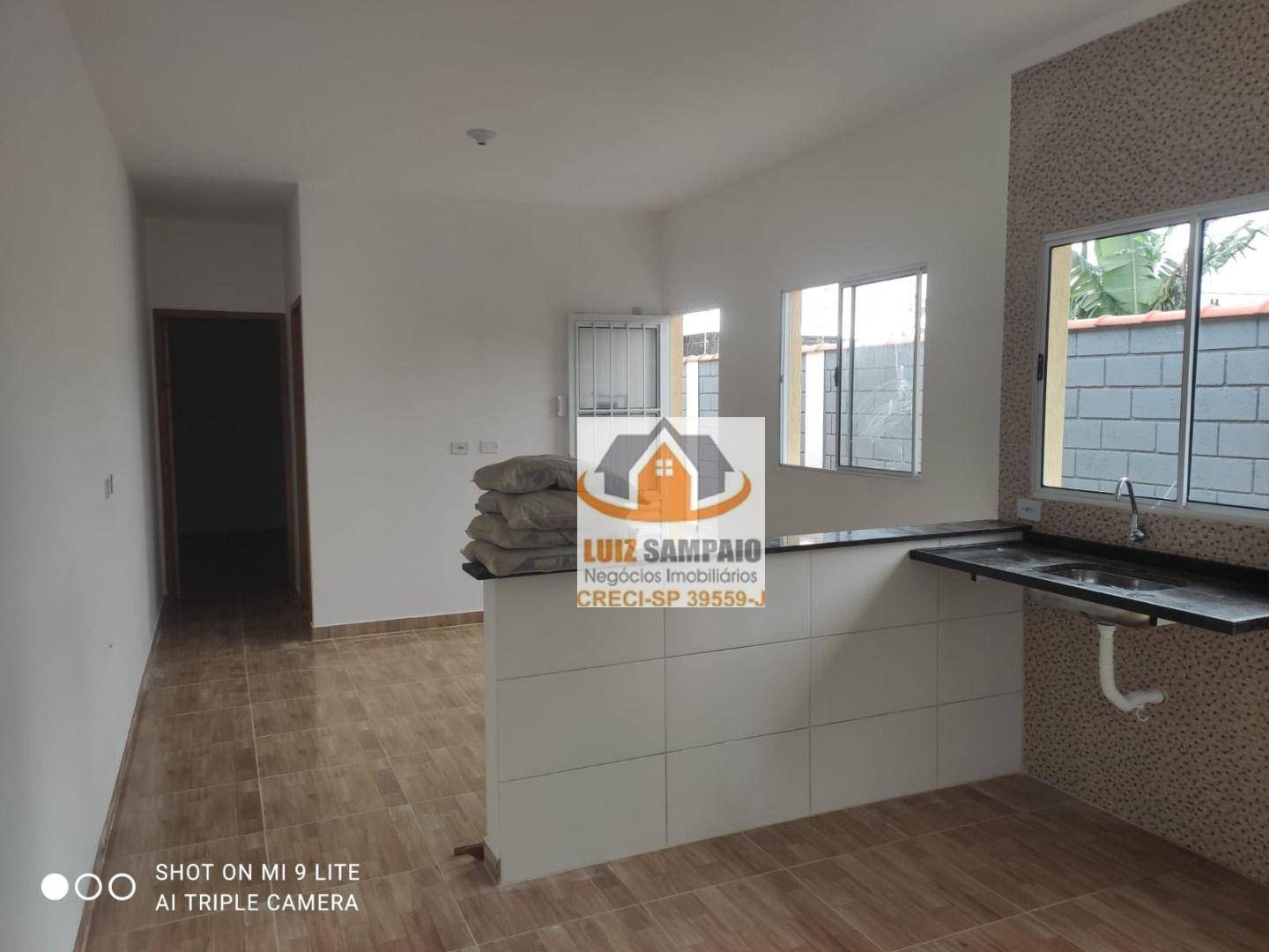 Casa à venda com 2 quartos, 60m² - Foto 14