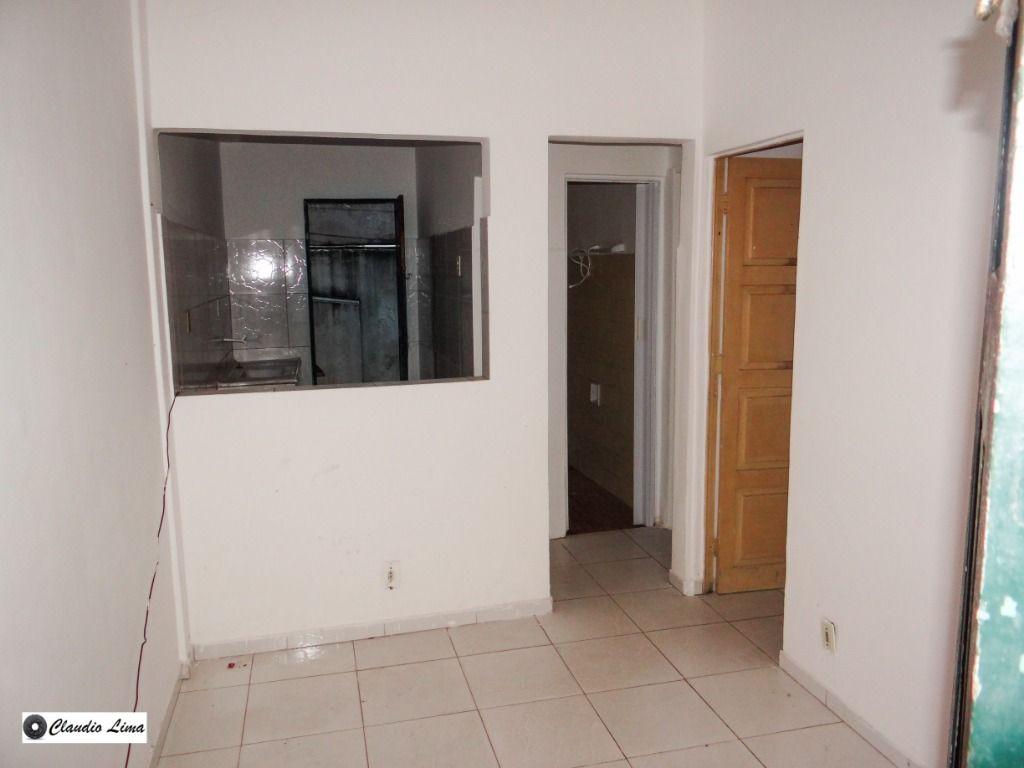 Apartamento à venda com 2 quartos, 44m² - Foto 2