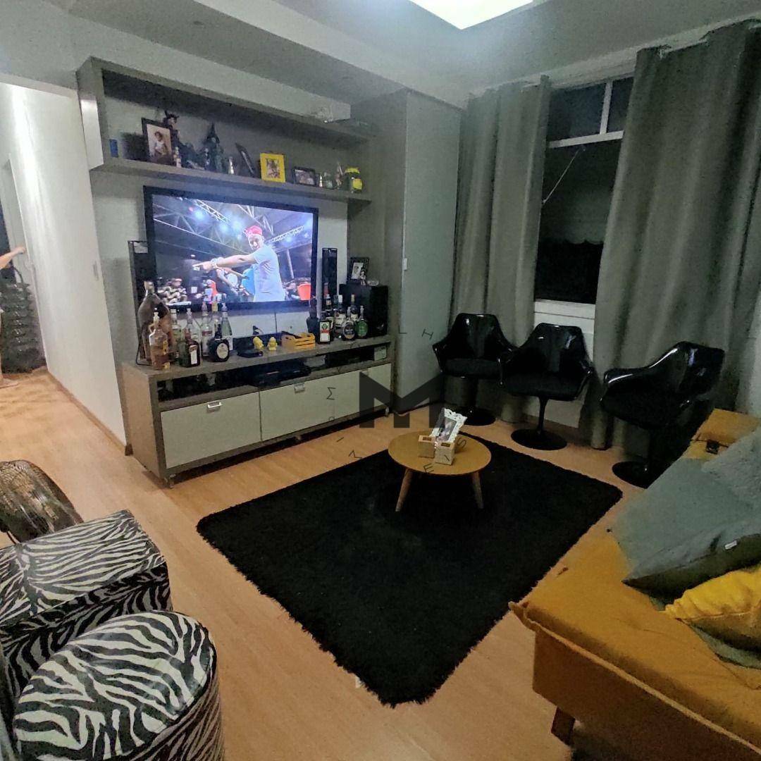 Apartamento à venda com 2 quartos, 65m² - Foto 3