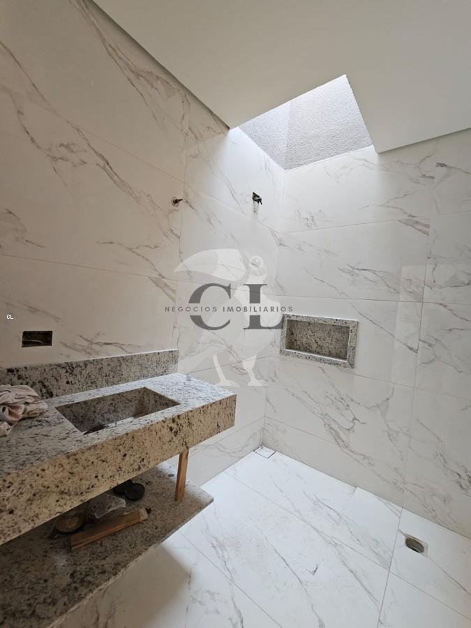 Casa à venda com 2 quartos, 140m² - Foto 17