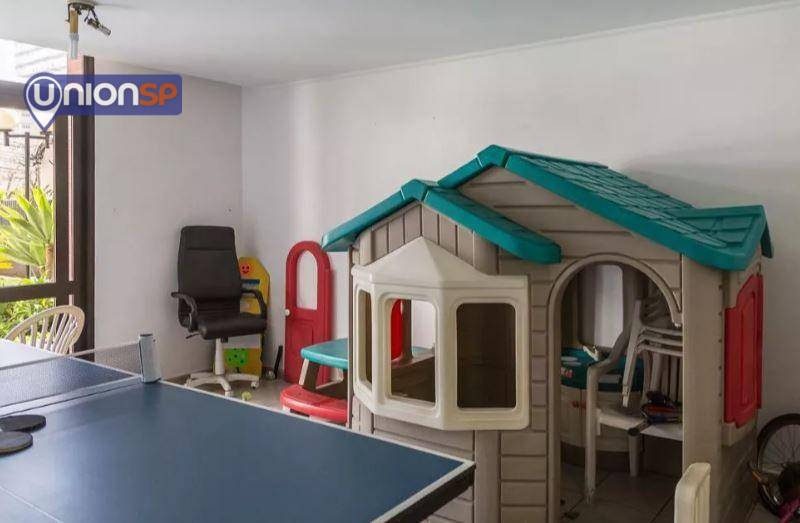 Apartamento à venda com 3 quartos, 180m² - Foto 22