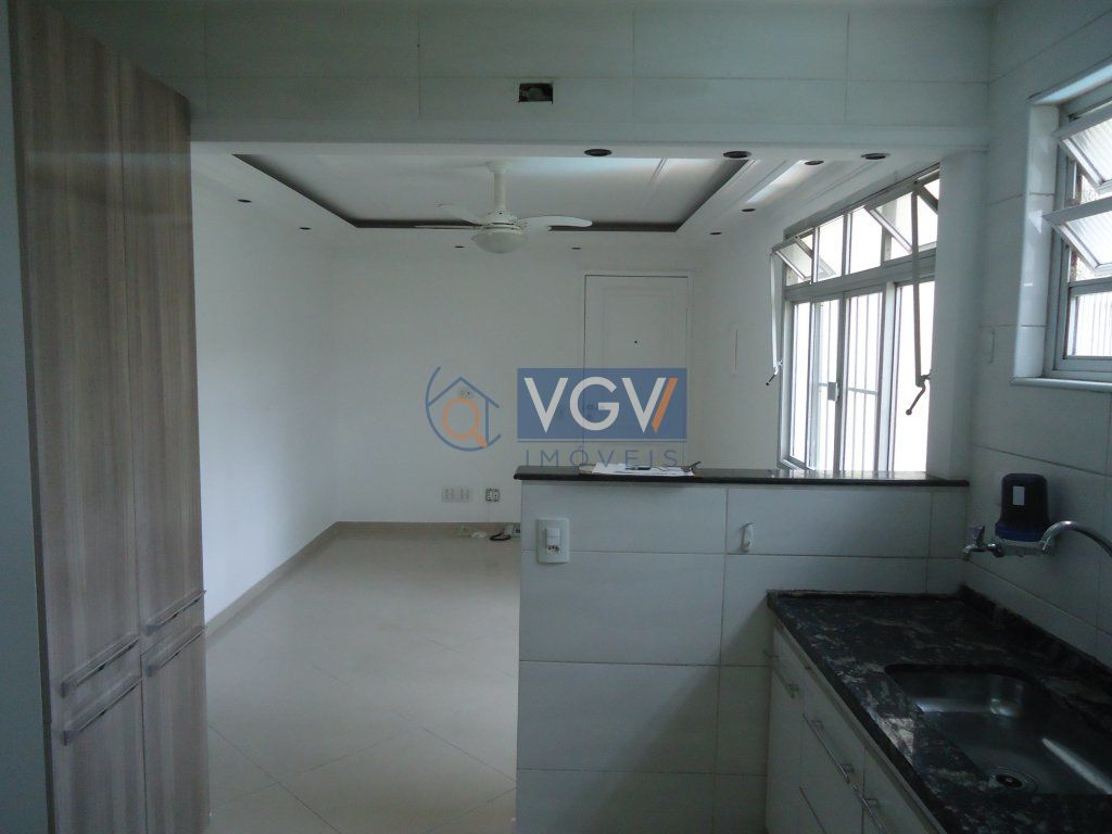 Apartamento à venda com 2 quartos, 55m² - Foto 3