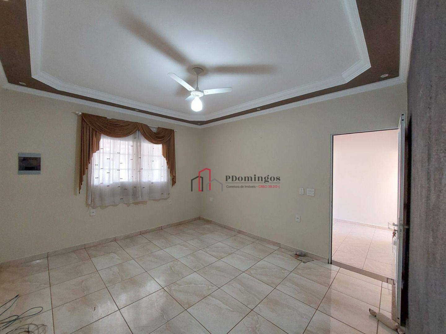 Casa para alugar com 2 quartos, 168m² - Foto 3