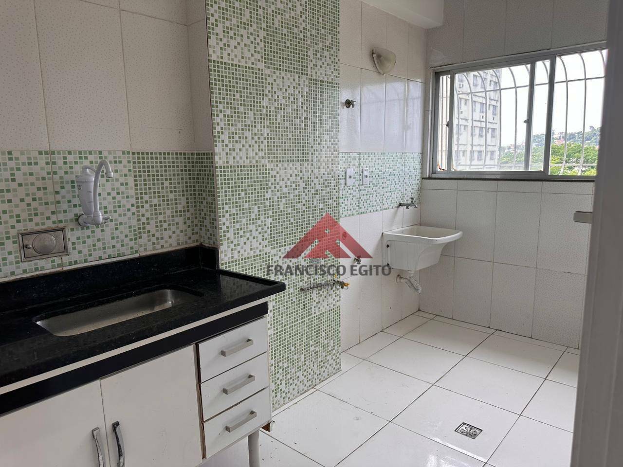 Apartamento à venda com 2 quartos, 55m² - Foto 12