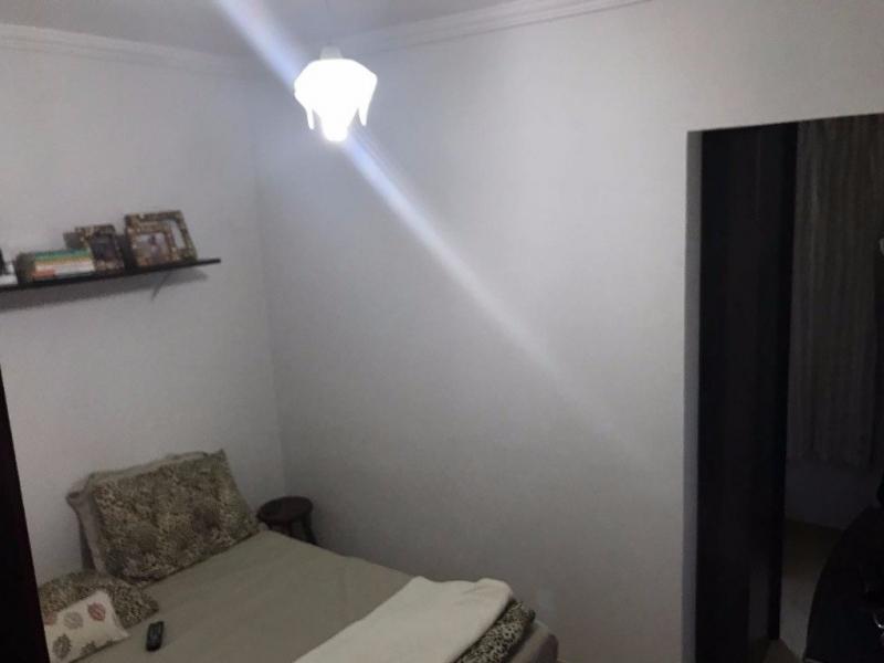 Apartamento à venda com 3 quartos, 74m² - Foto 4