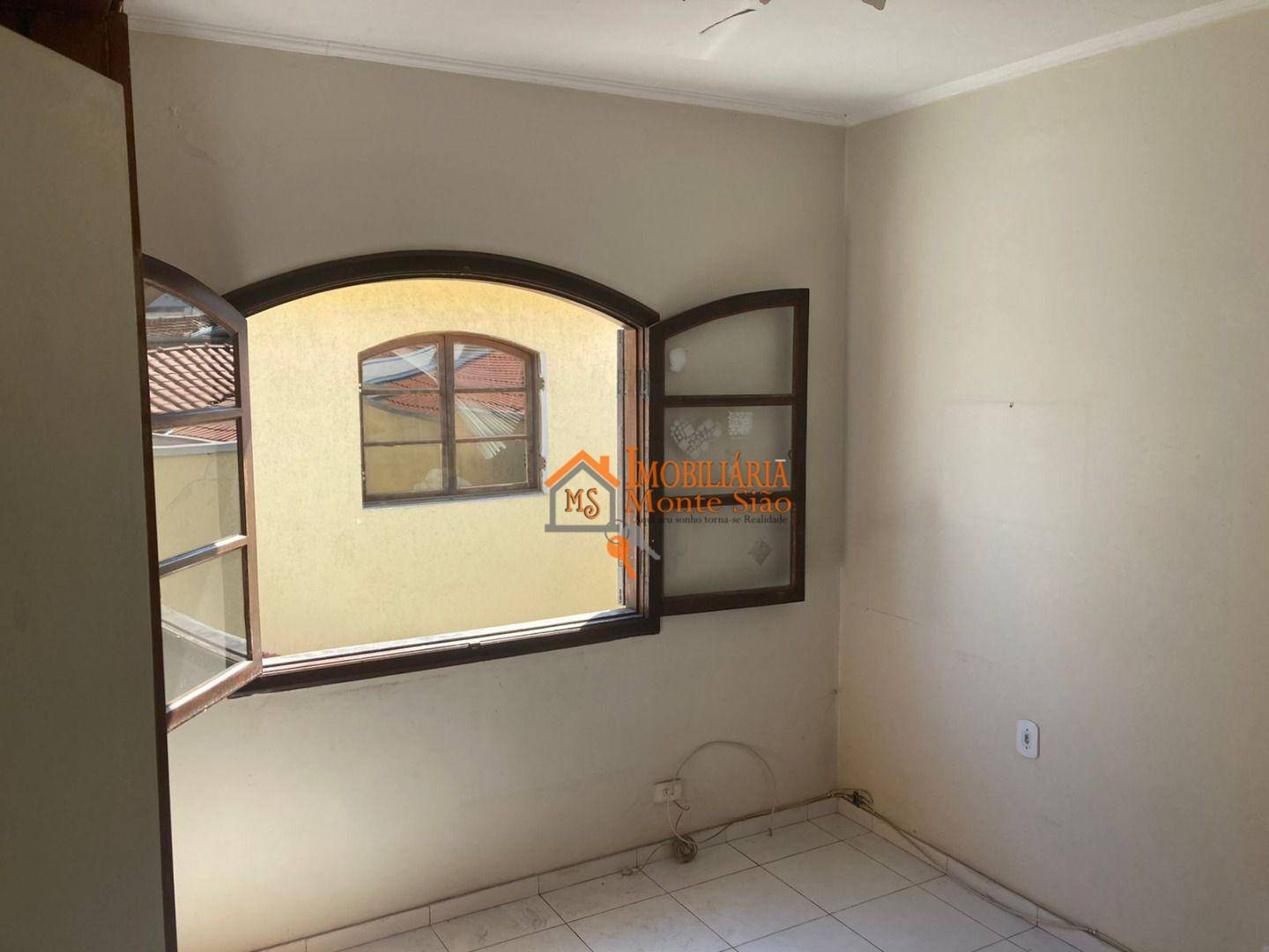 Sobrado à venda com 3 quartos, 200m² - Foto 14