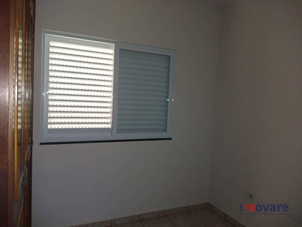 Casa à venda com 3 quartos, 180m² - Foto 15