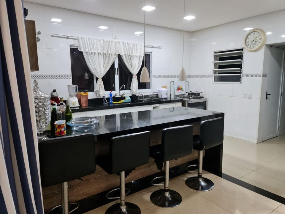 Apartamento à venda com 3 quartos, 1000m² - Foto 15