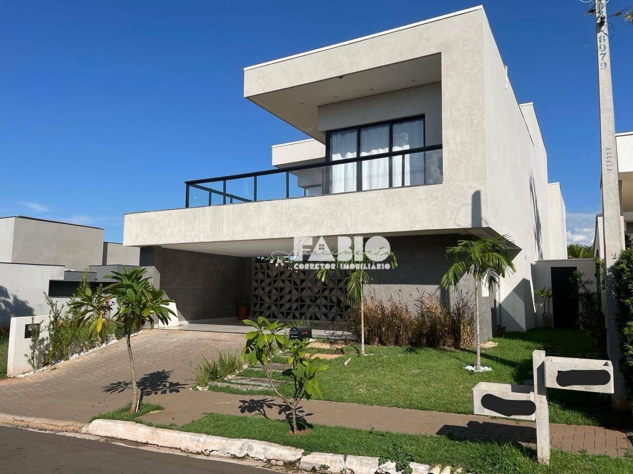 Casa de Condomínio à venda com 4 quartos, 400m² - Foto 1