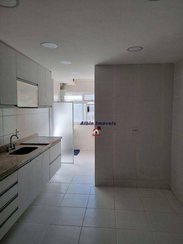 Apartamento à venda com 4 quartos, 140m² - Foto 6