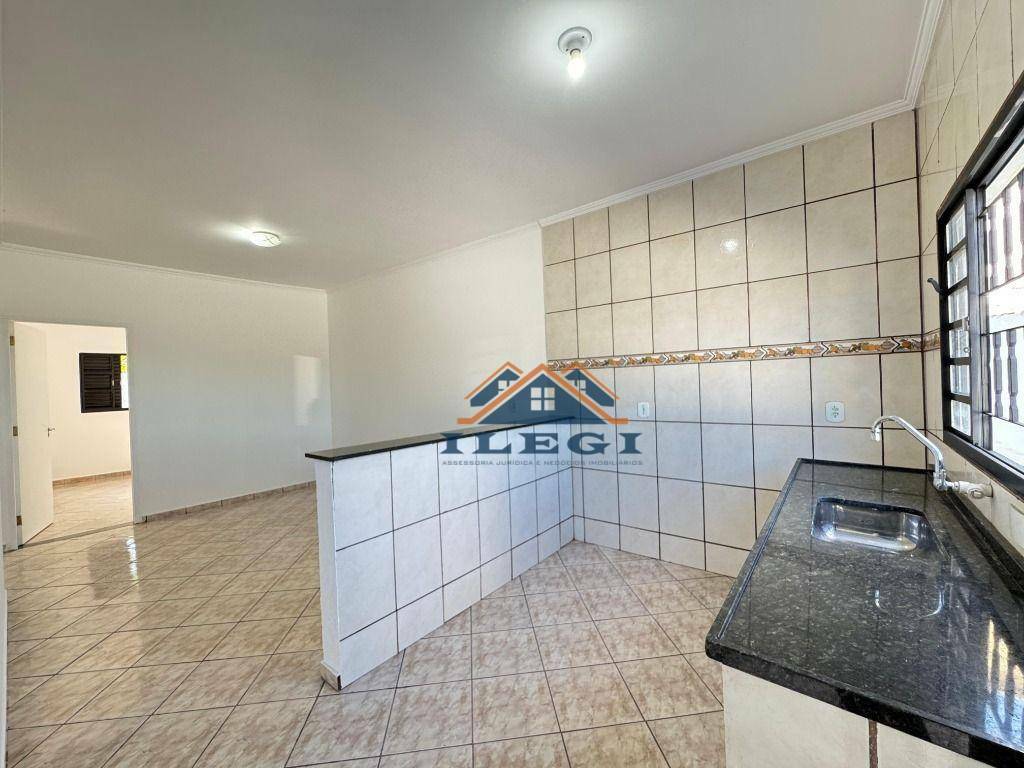 Casa à venda com 2 quartos, 80m² - Foto 14