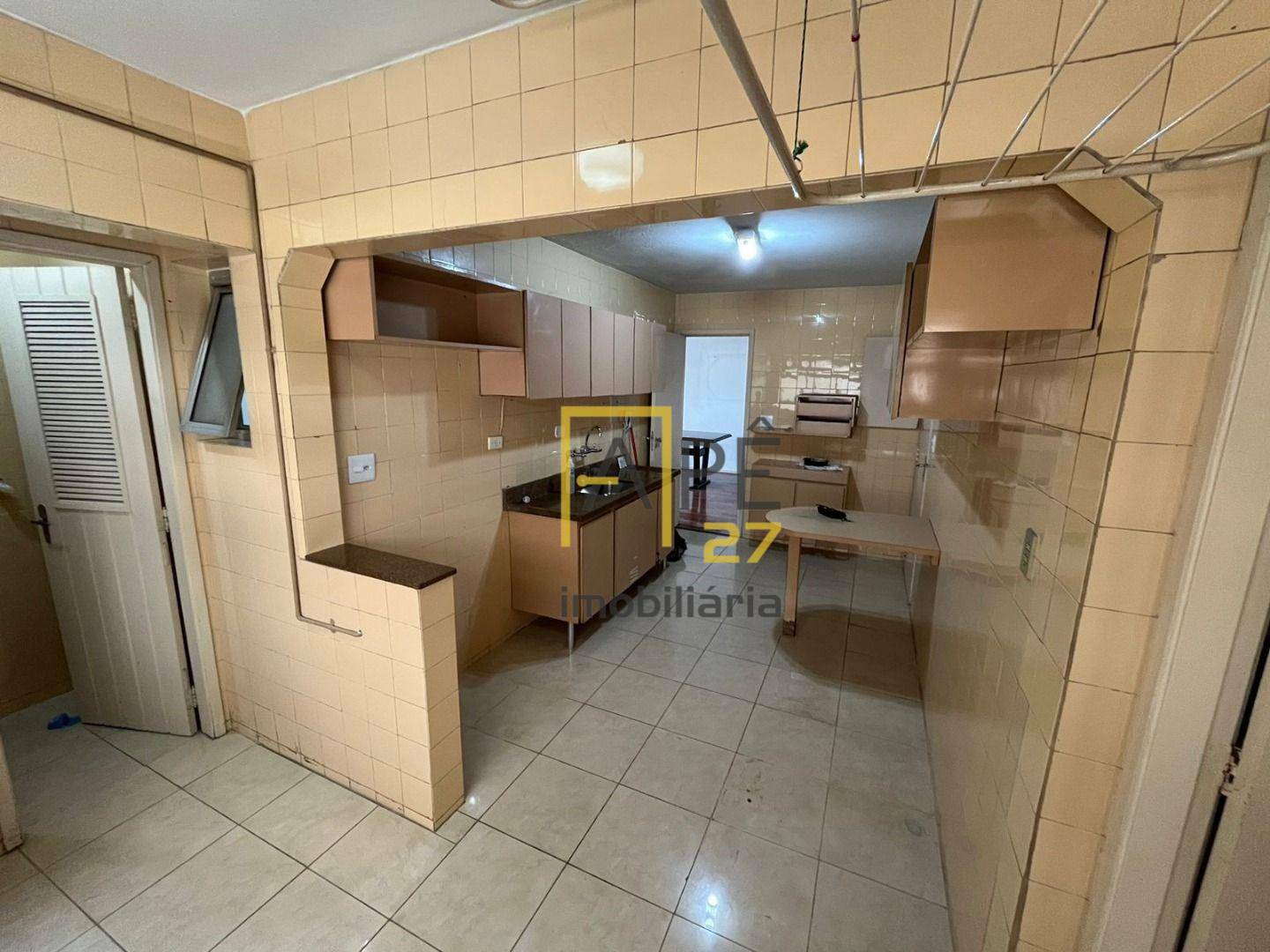 Apartamento à venda com 3 quartos, 120m² - Foto 12