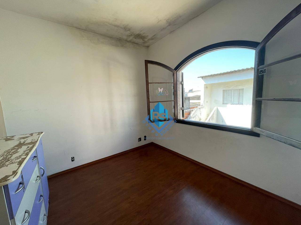 Sobrado à venda com 6 quartos, 384m² - Foto 56