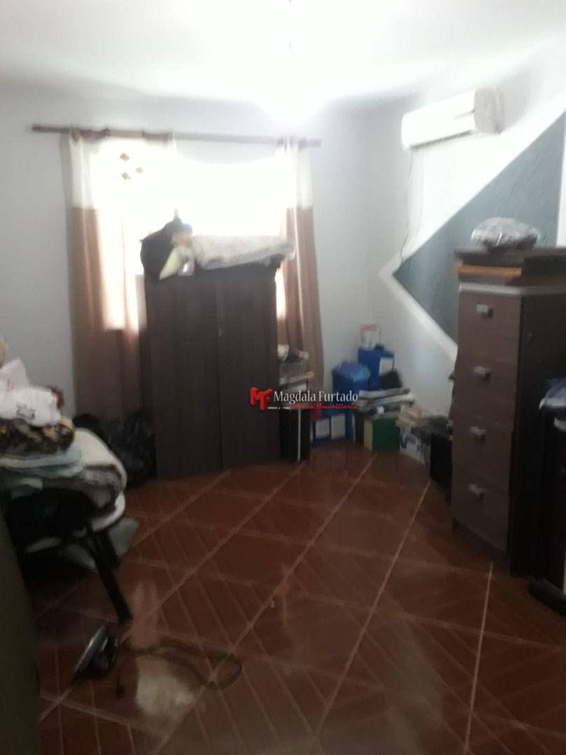 Casa à venda com 3 quartos, 500M2 - Foto 17