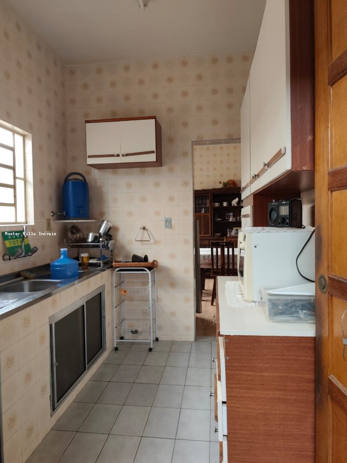 Casa para alugar com 3 quartos, 120m² - Foto 5