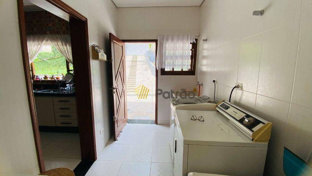 Casa à venda com 3 quartos, 474m² - Foto 42