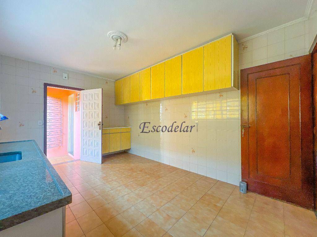 Sobrado à venda com 4 quartos, 136m² - Foto 14