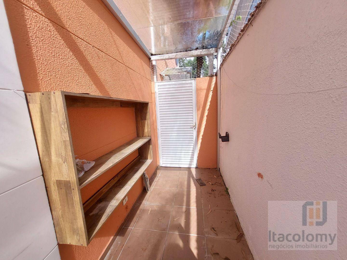 Casa de Condomínio para alugar com 3 quartos, 180m² - Foto 18