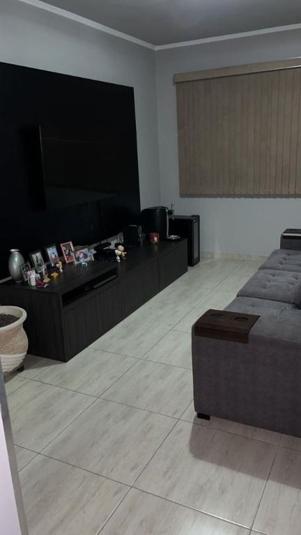 Apartamento à venda com 1 quarto, 50m² - Foto 3