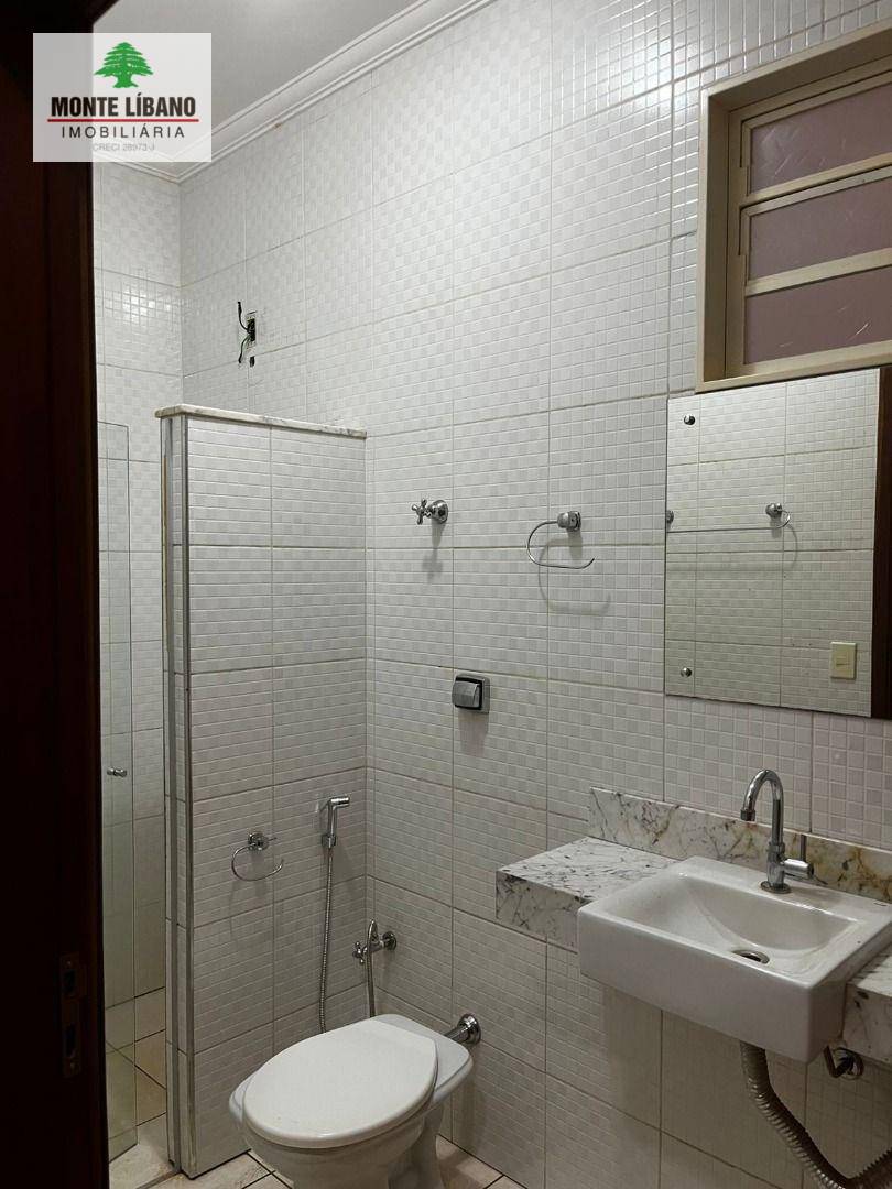 Casa à venda com 3 quartos, 300m² - Foto 26