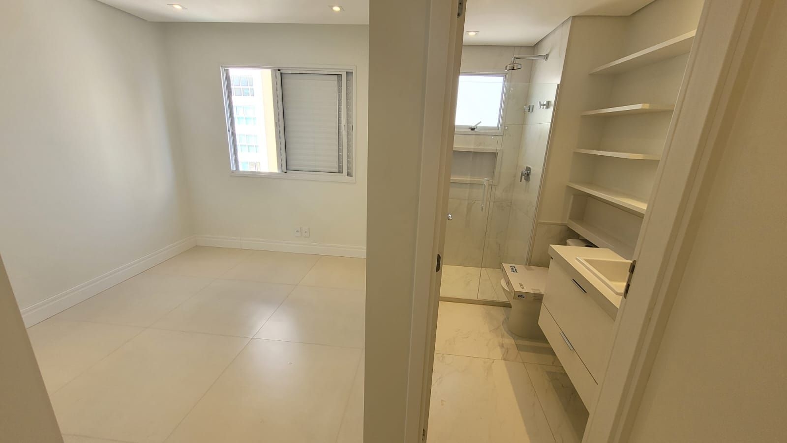 Apartamento à venda com 3 quartos, 156m² - Foto 7