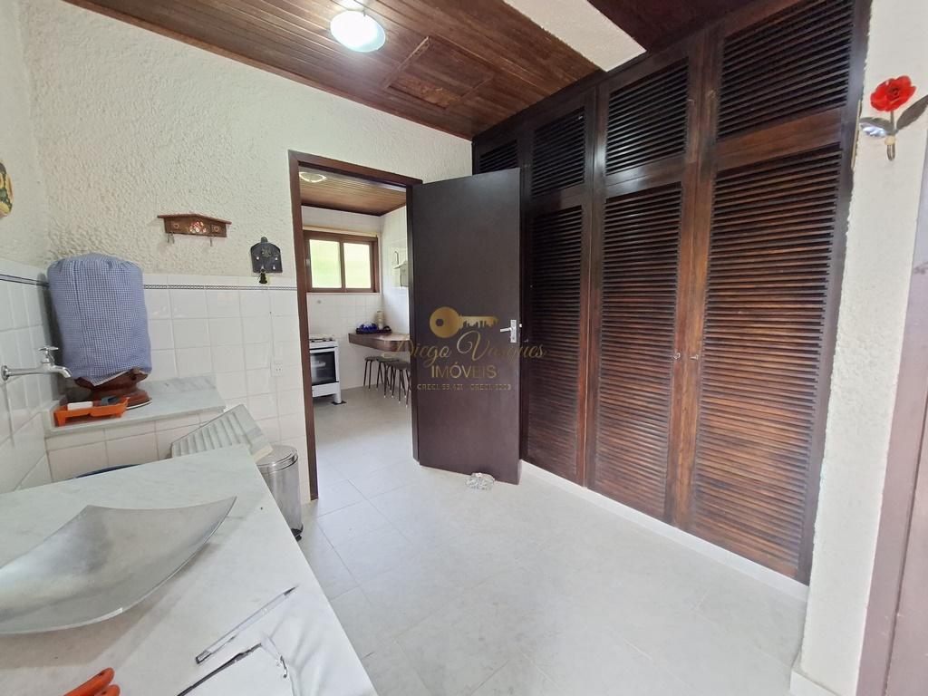 Casa à venda com 5 quartos, 2255m² - Foto 23