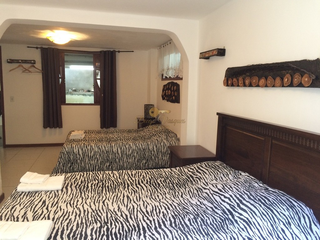 Casa à venda com 5 quartos, 271m² - Foto 23
