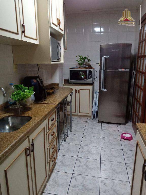 Apartamento à venda com 2 quartos, 60m² - Foto 13