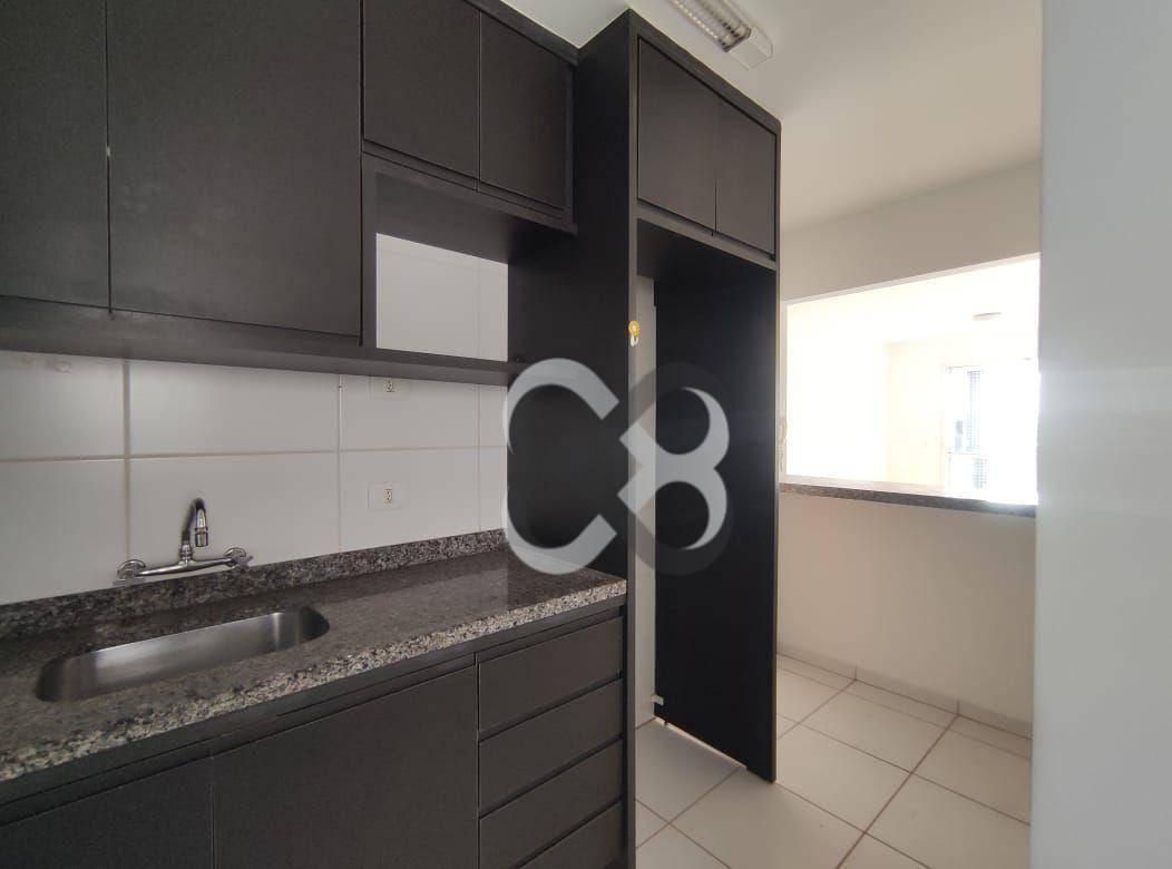 Apartamento para alugar com 3 quartos, 82m² - Foto 13