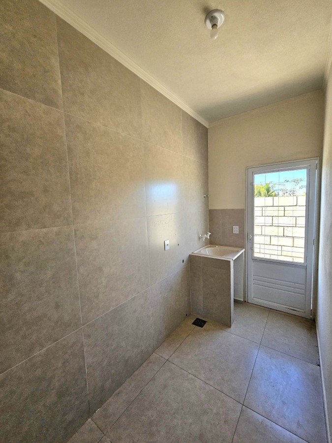 Casa à venda com 2 quartos, 800m² - Foto 6