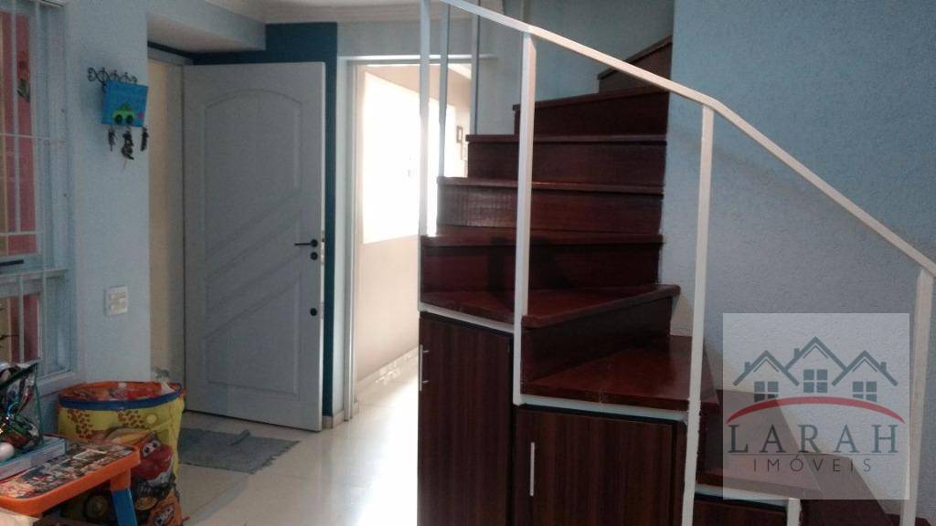 Sobrado à venda com 3 quartos, 85m² - Foto 4