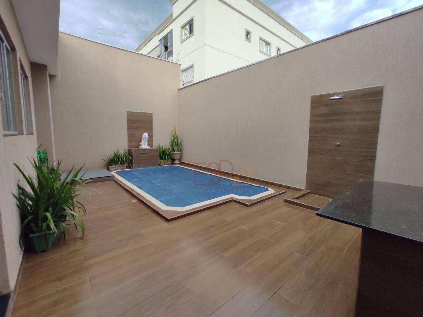 Casa à venda com 5 quartos, 227m² - Foto 22