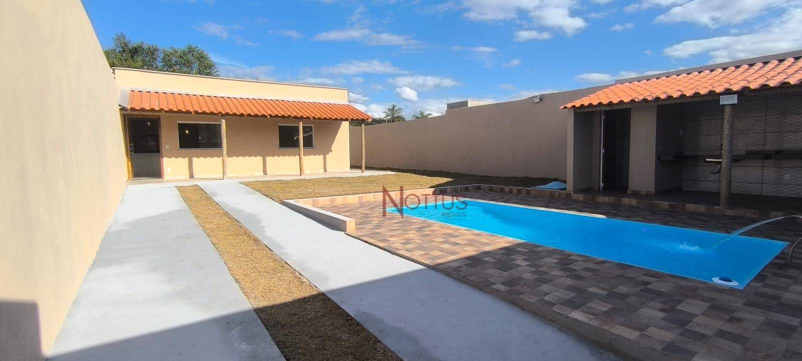 Casa à venda com 2 quartos, 169m² - Foto 1