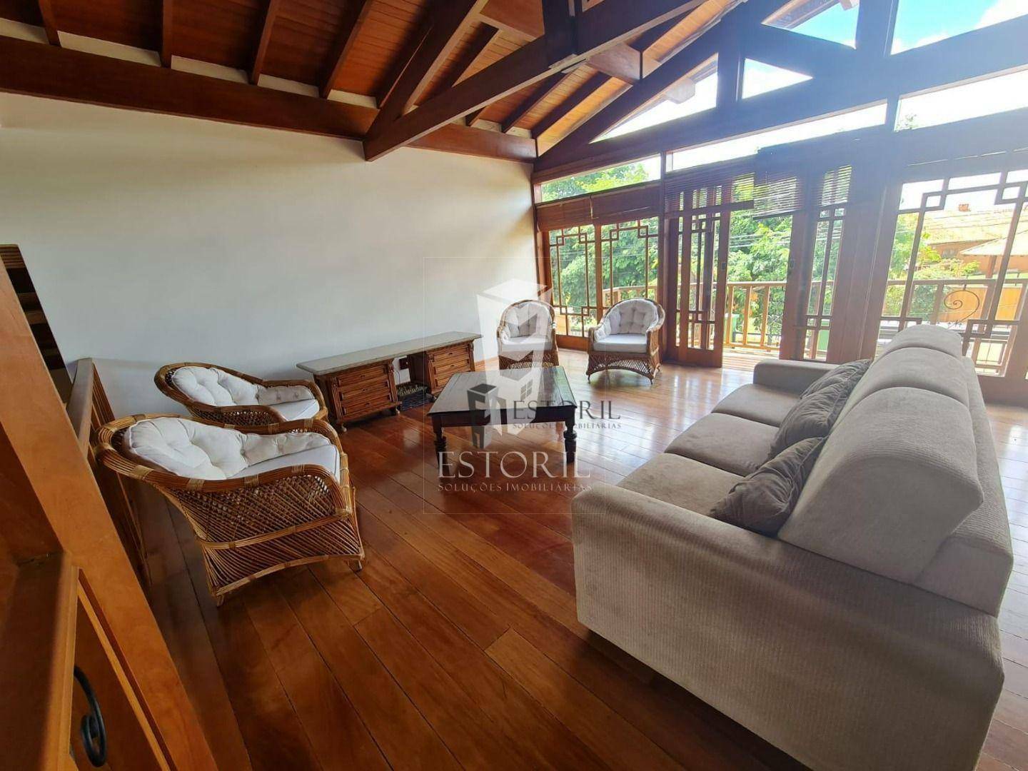 Casa para alugar com 4 quartos, 500m² - Foto 24