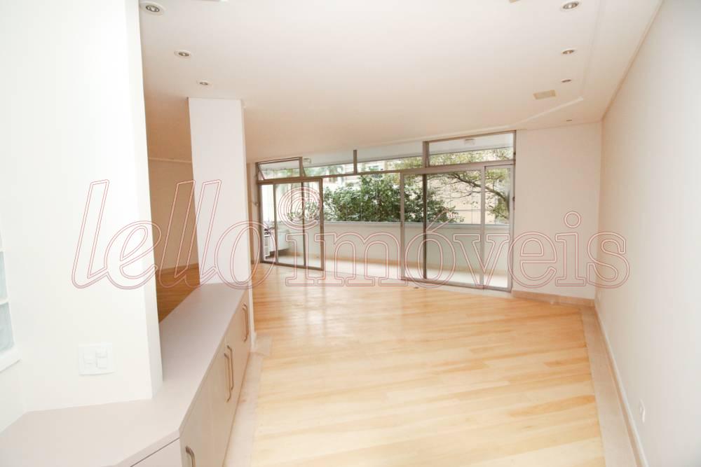 Apartamento para alugar com 4 quartos, 307m² - Foto 5