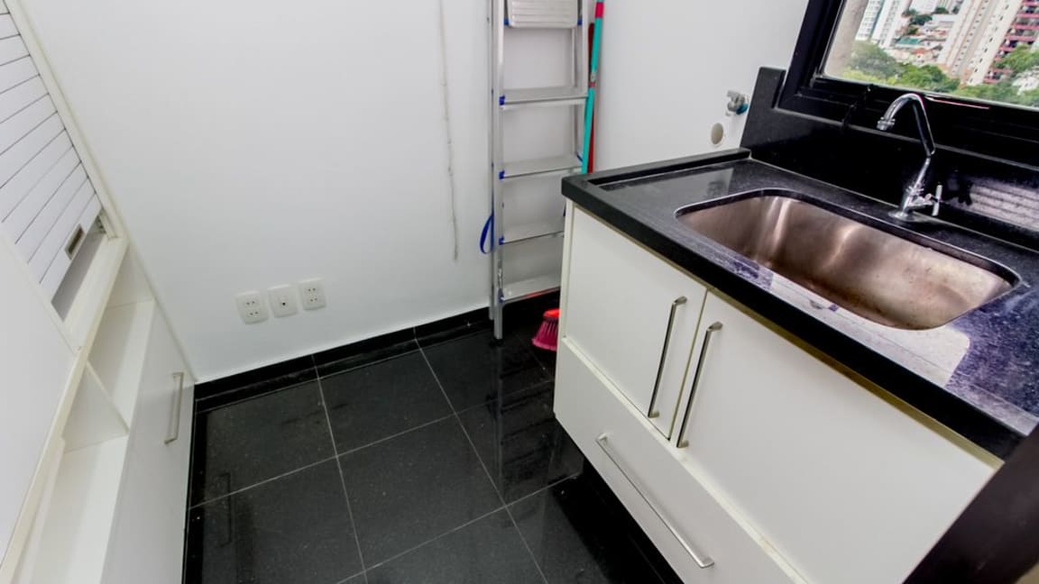 Apartamento à venda com 3 quartos, 107m² - Foto 10