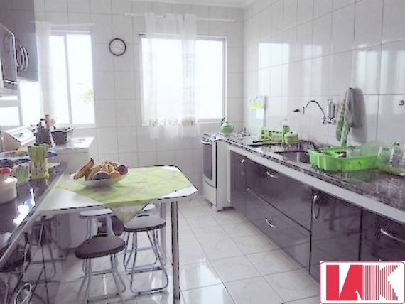 Apartamento à venda com 2 quartos, 67m² - Foto 5