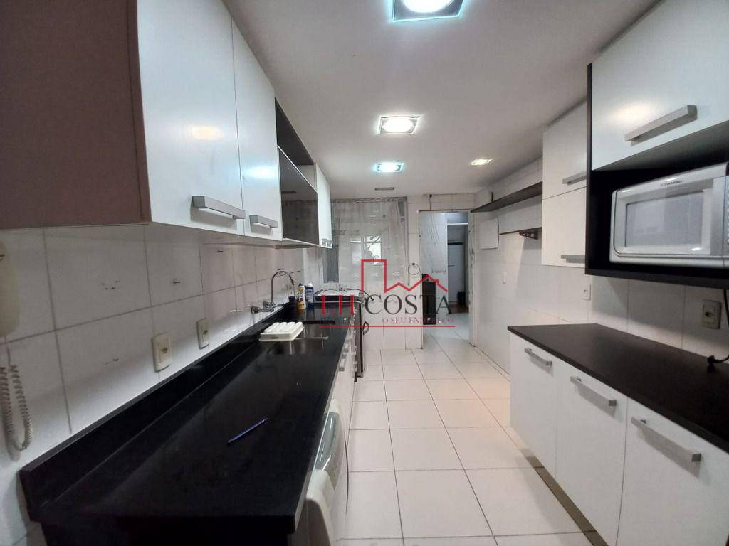 Apartamento à venda com 4 quartos, 235m² - Foto 14