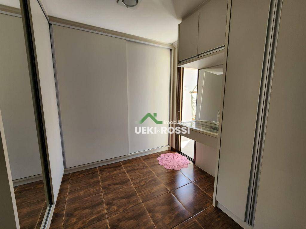 Casa à venda com 3 quartos, 240m² - Foto 10