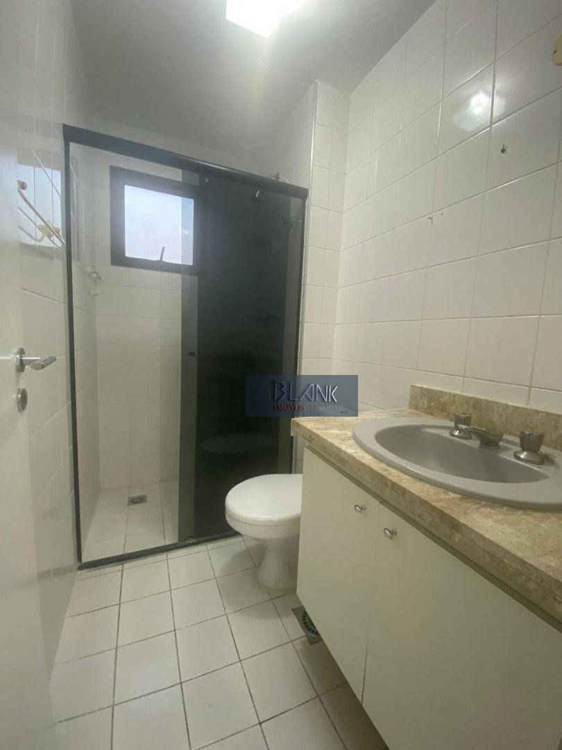 Apartamento para alugar com 3 quartos, 95m² - Foto 22