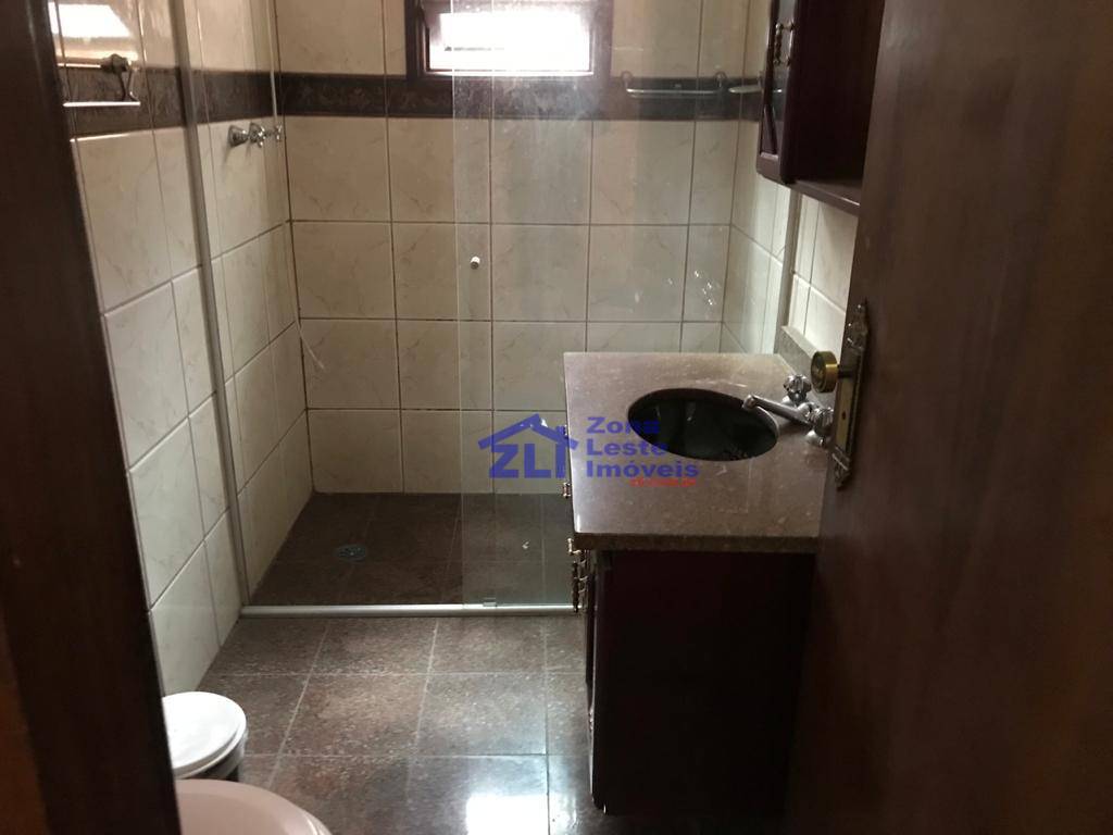 Sobrado à venda com 3 quartos, 240m² - Foto 8