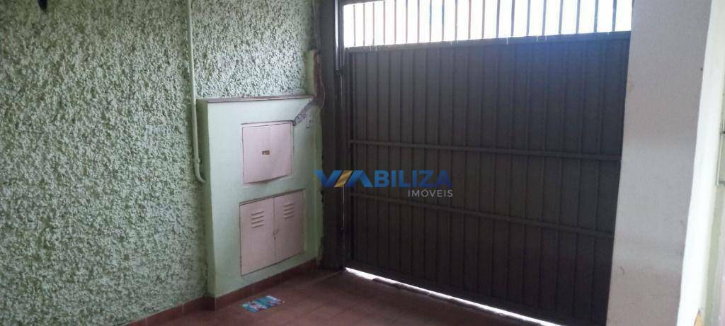 Sobrado à venda com 4 quartos, 160m² - Foto 14