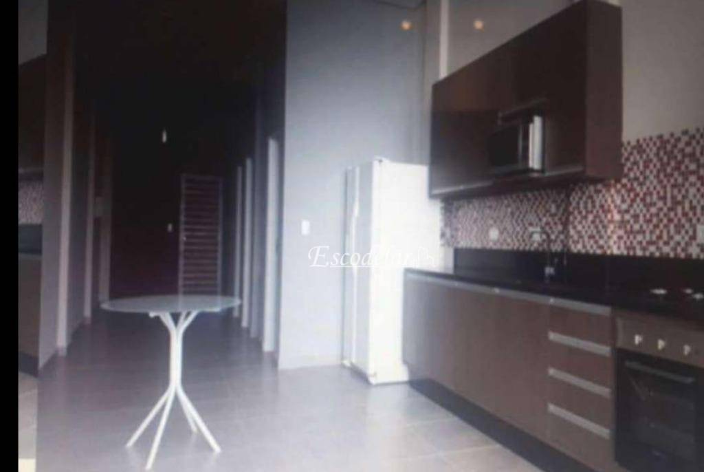 Sobrado à venda com 4 quartos, 360m² - Foto 28